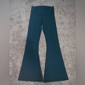 Offline by aerie real me xtra hold up flare leggings